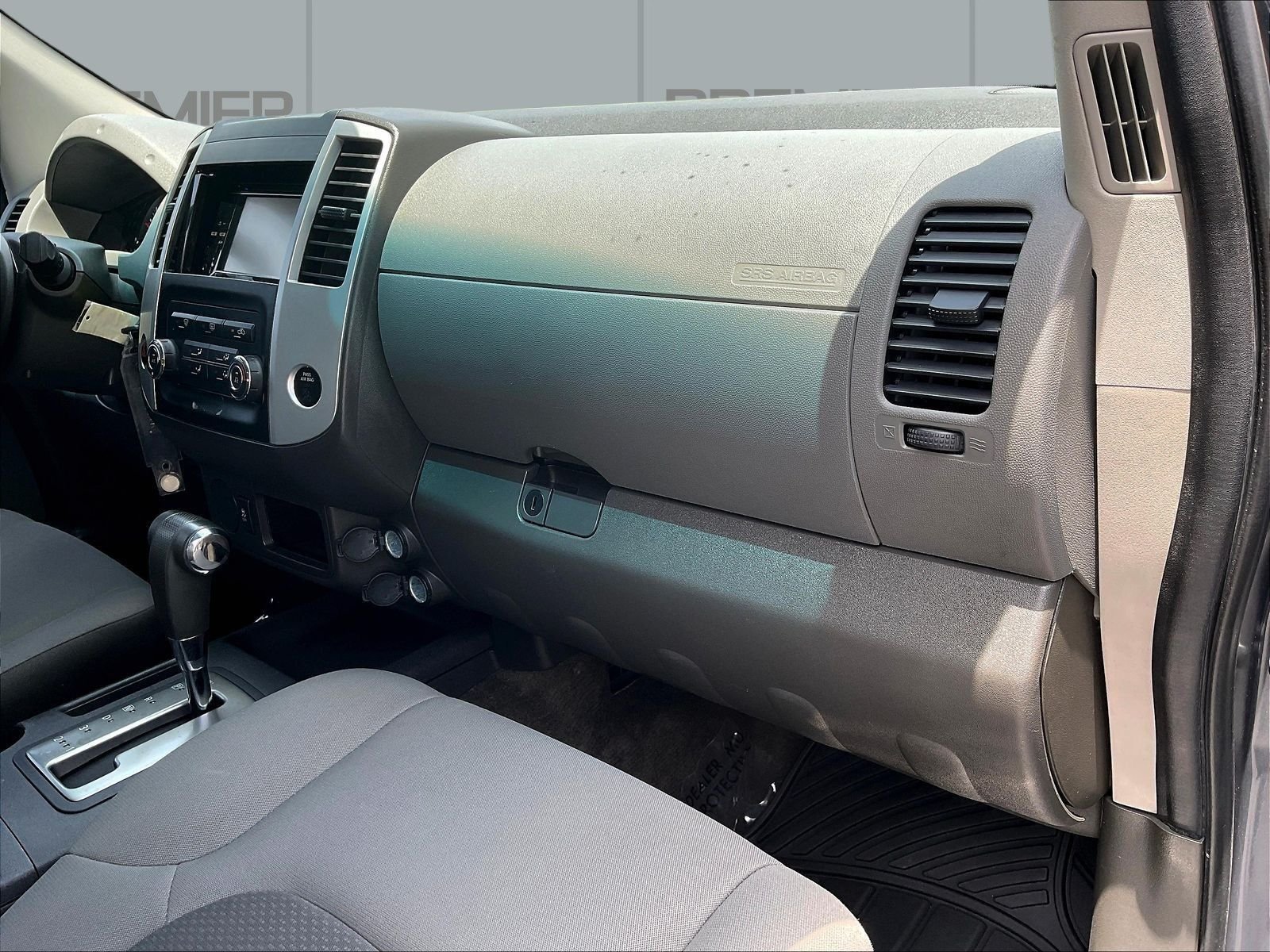 Used 2013 Black Nissan S image 27