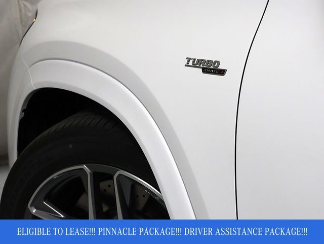 Certified Used 2026 MANUFAKTUR Moonlight White Metallic Mercedes-Benz GLE 53 AMG® image 10