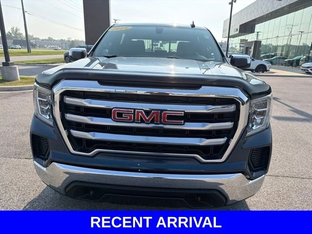Used 2019 Blue GMC SLE image 4