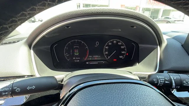 Used 2024 White Honda EX-L image 27