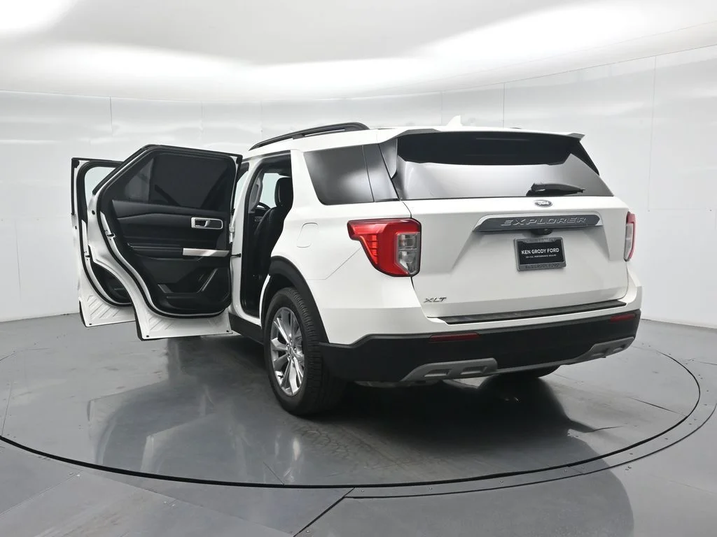 Certified Used 2021 White Ford XLT image 34