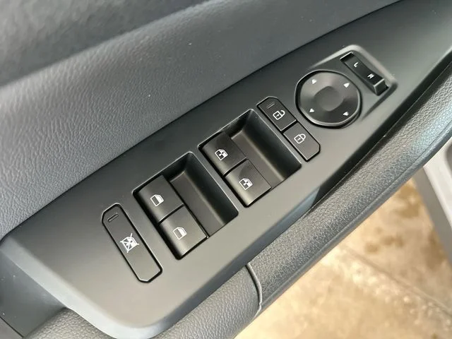 New 2027 Wolf Gray Kia EX image 17