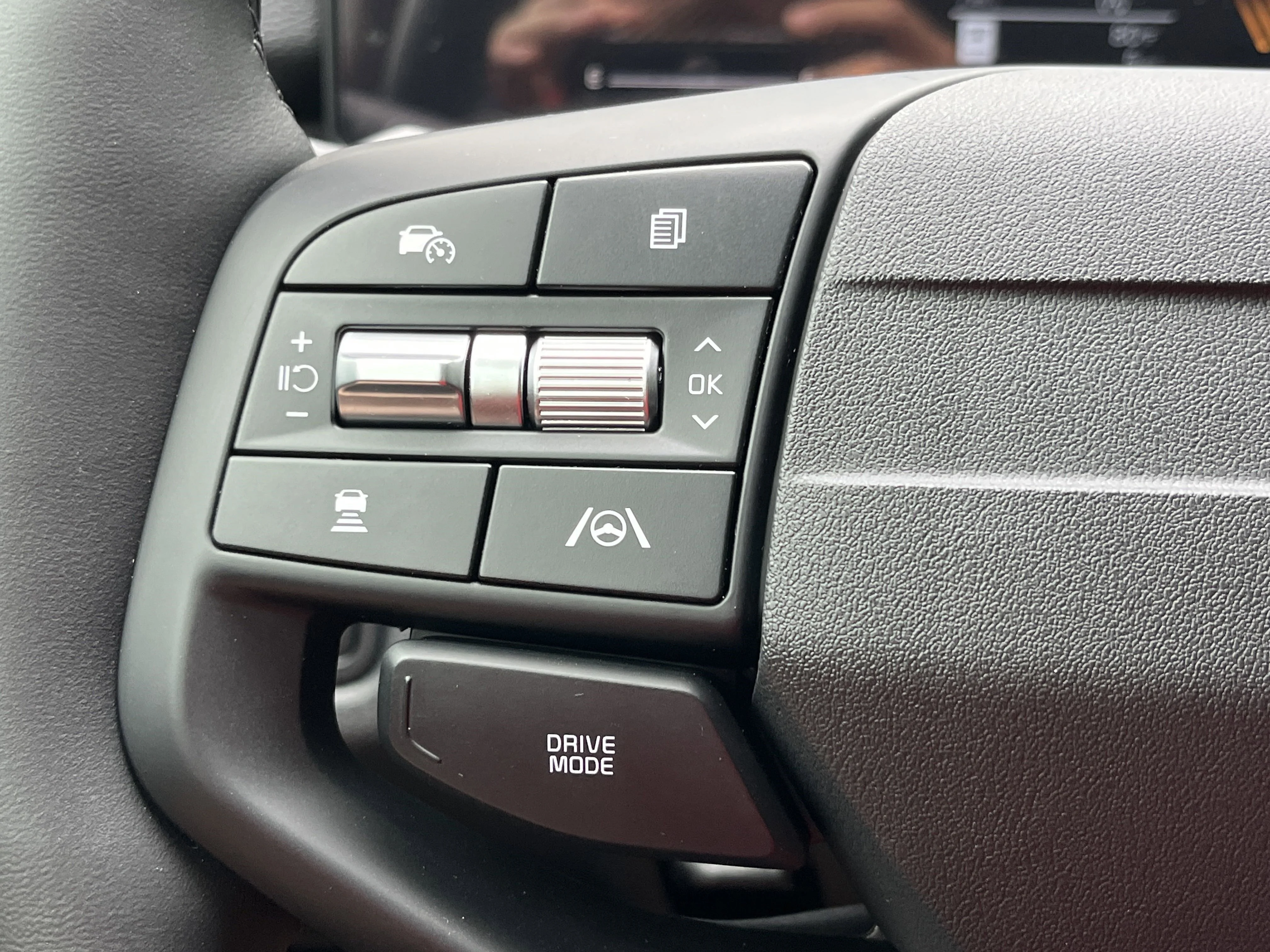 2026 Kia Sportage EX - Photo 16