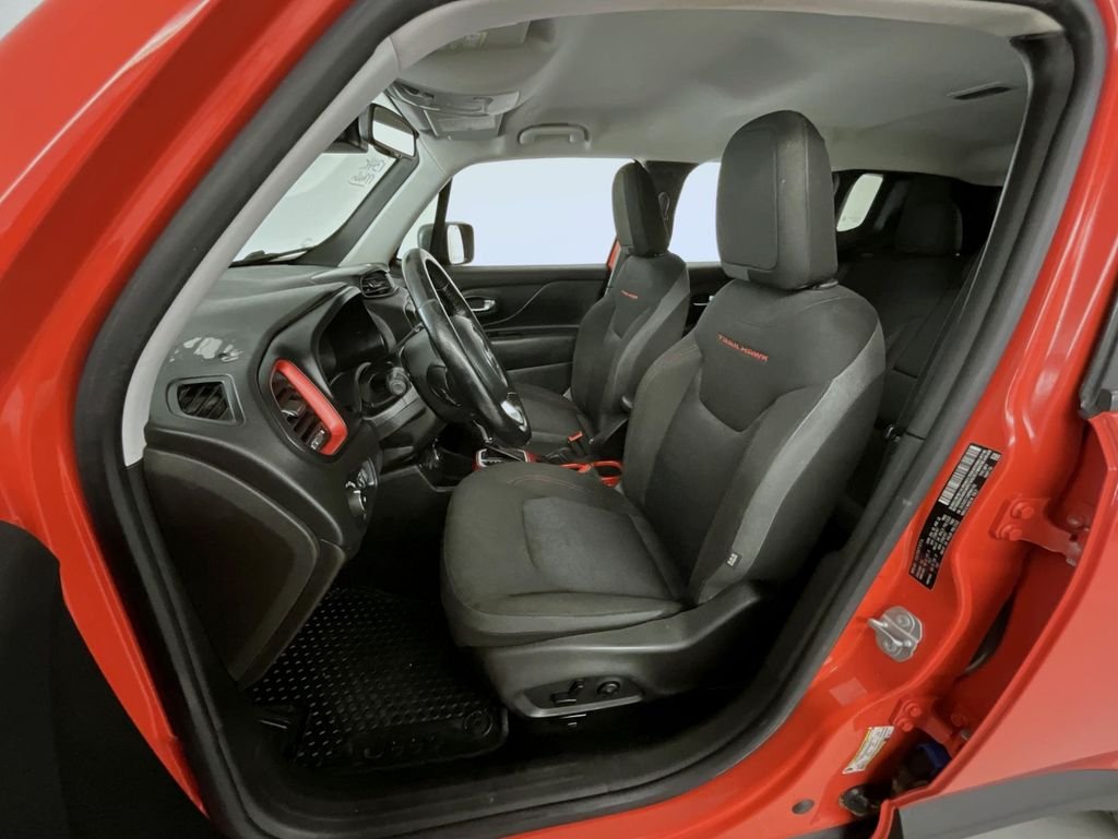 Used 2021 Orange Jeep Trailhawk image 10