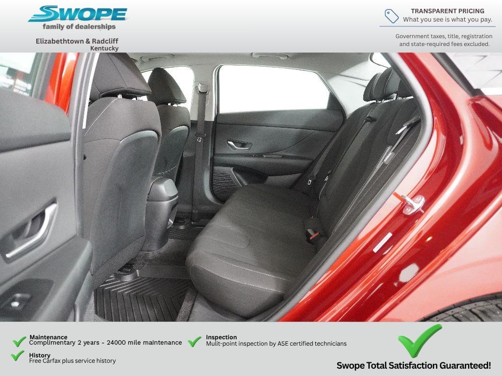 Used 2025 Ultimate Red Hyundai SEL Convenience image 11