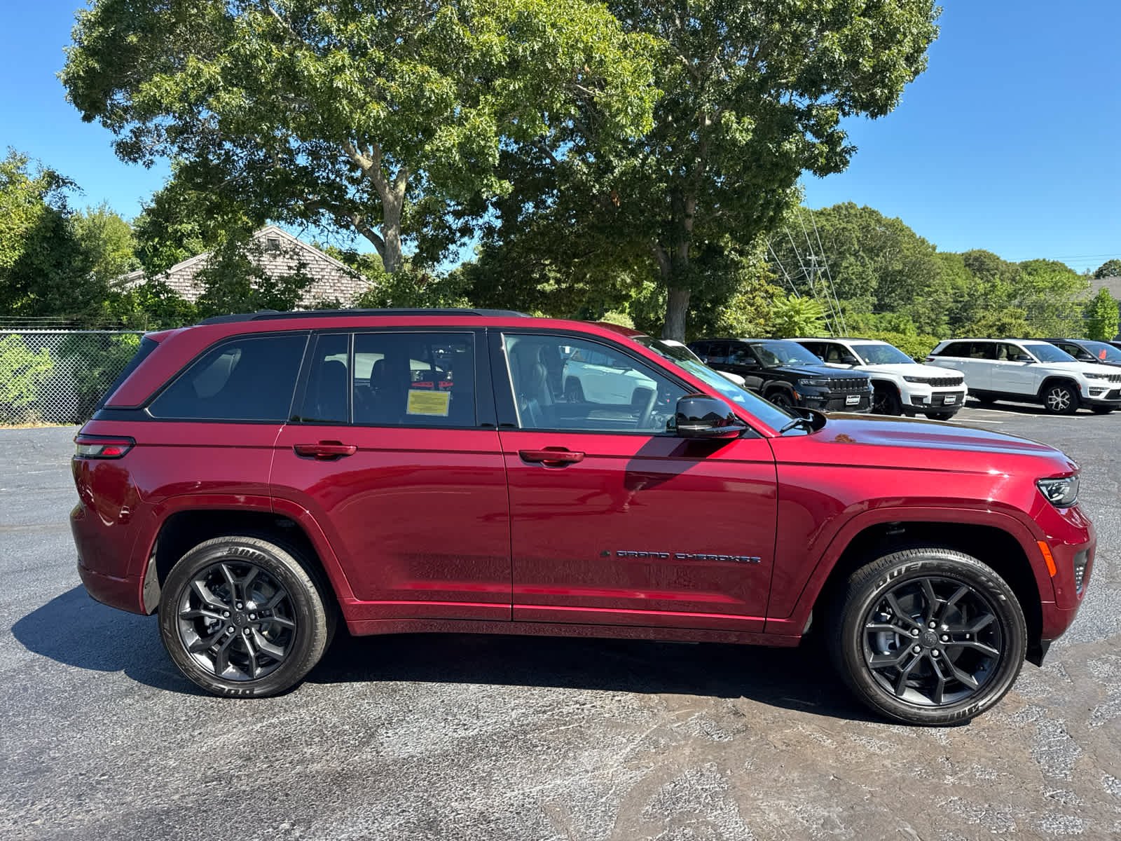 セグウェイ(レッド) Pre-Owned 2023 Jeep Grand Cherokee 4xe 30th Anniversary Sport