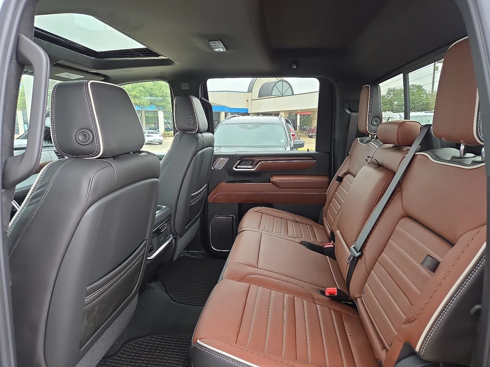 2026 GMC Sierra 2500HD Denali Ultimate - Photo 10