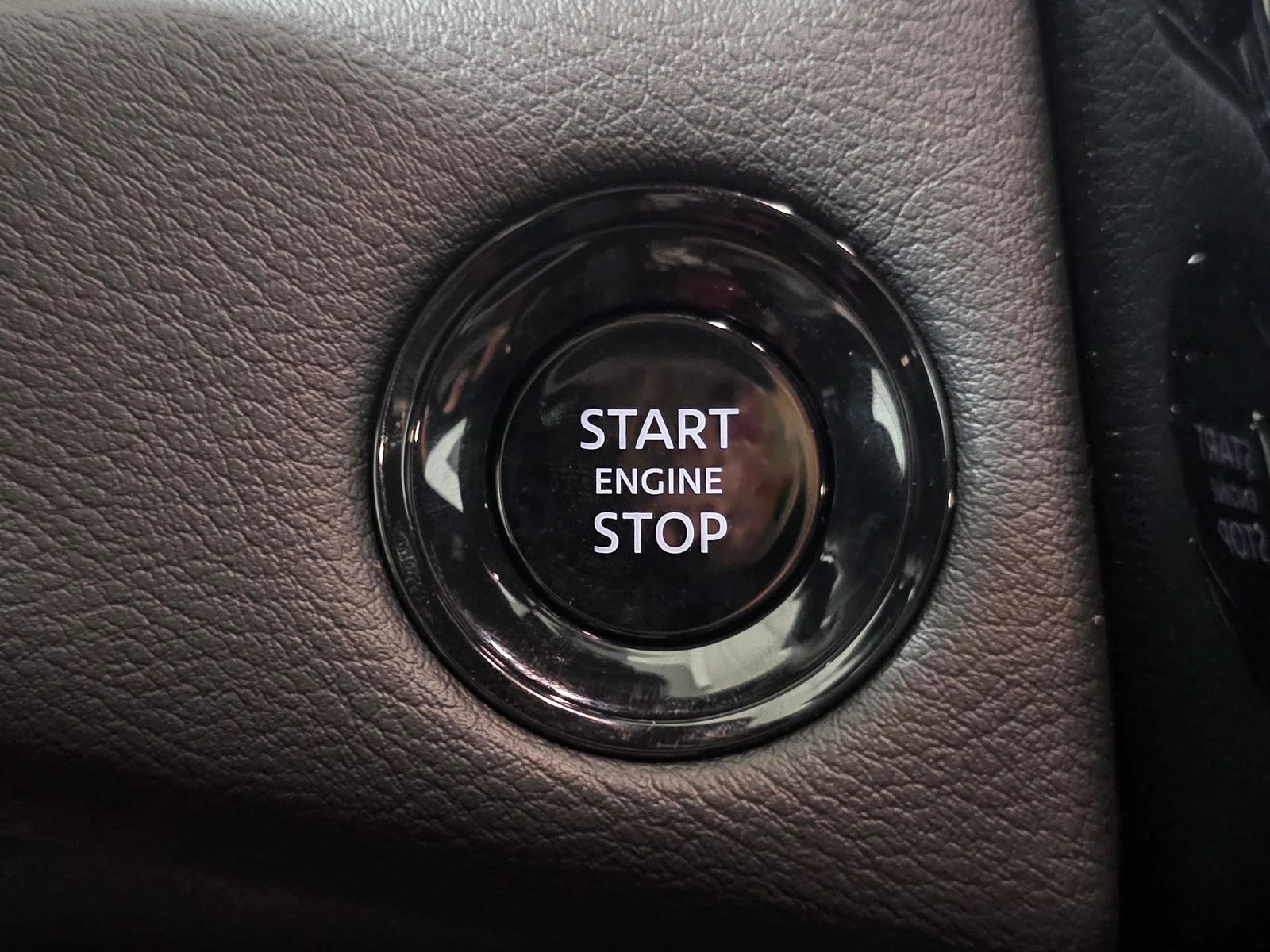 2026 Nissan Armada PRO-4X - Photo 43