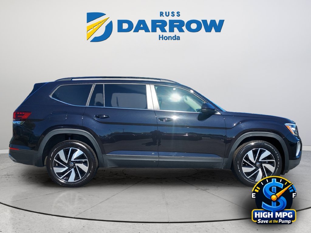 Used 2025 Black Volkswagen 2.0T SE w/Technology image 6