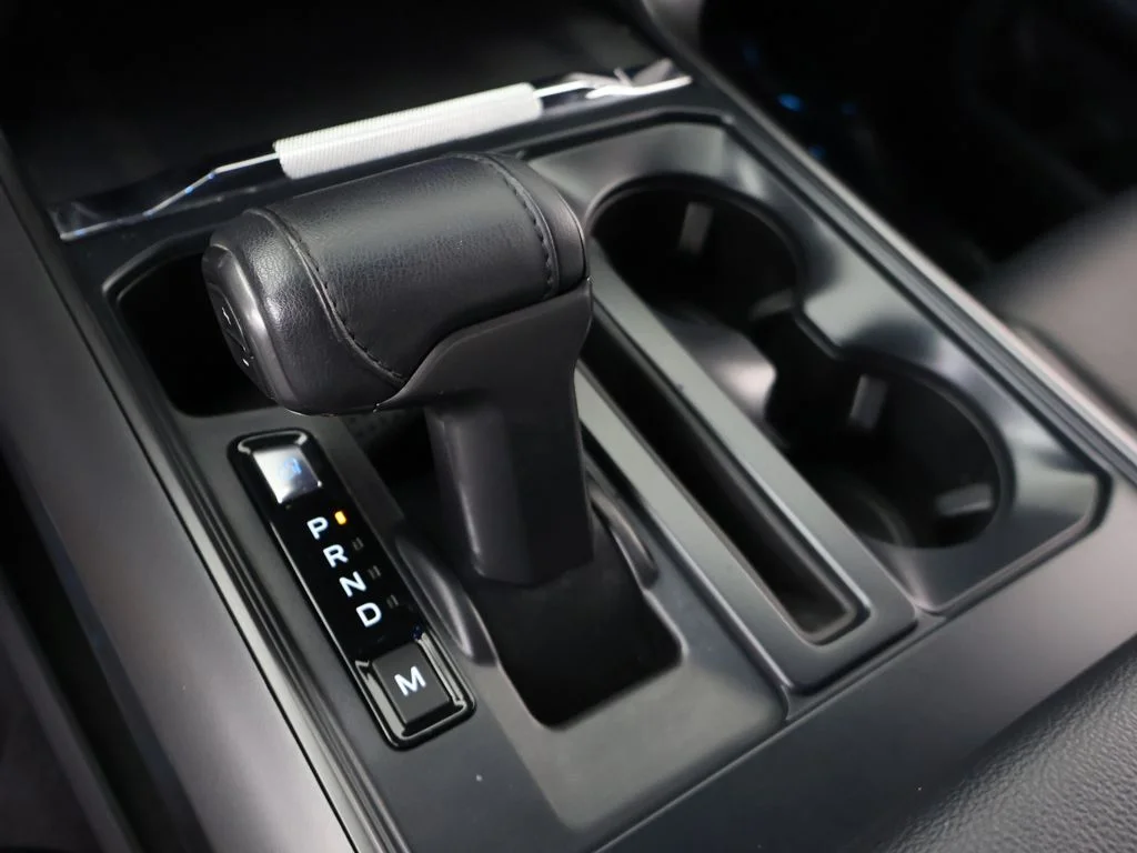 Used 2024 Agate Black Metallic Ford Lariat image 58