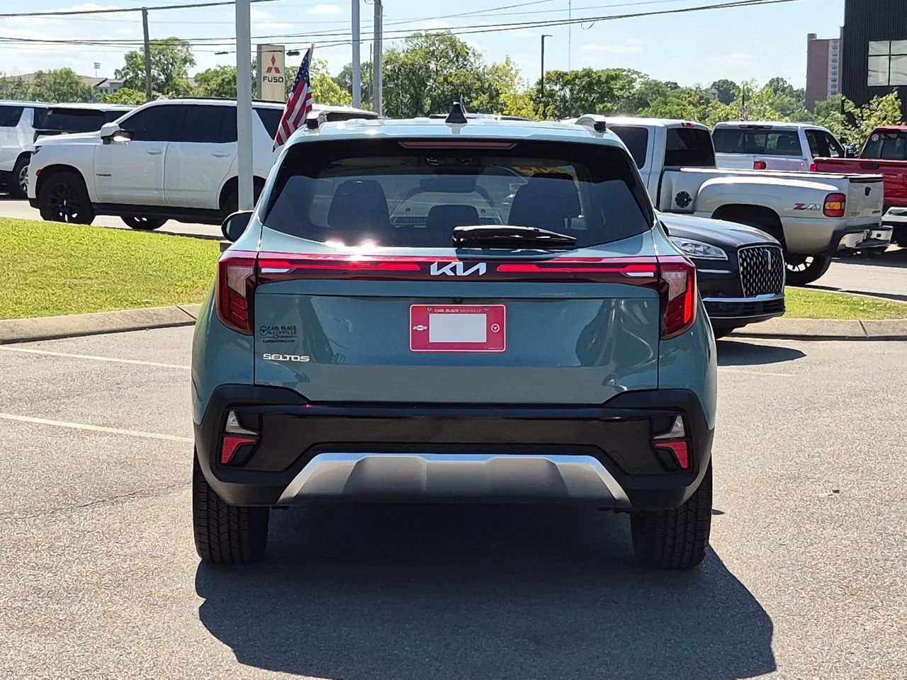 Used 2024 Green Kia EX image 7