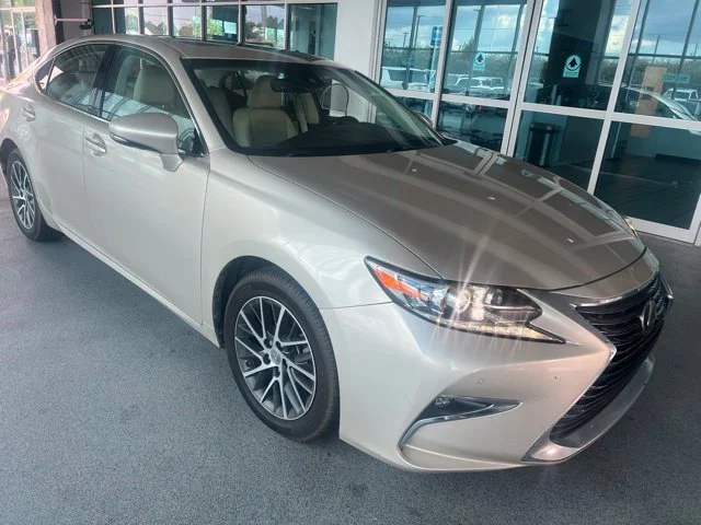 Used 2017 Satin Cashmere Metallic Lexus ES 350 image 14