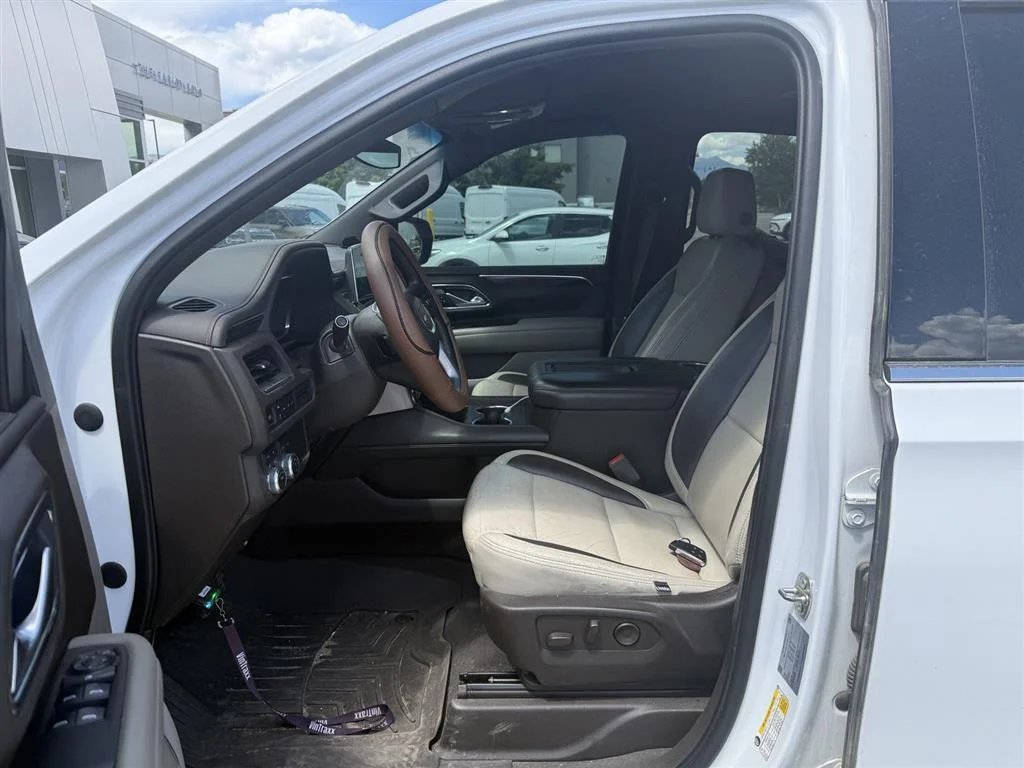 Used 2022 Summit White GMC SLE image 6