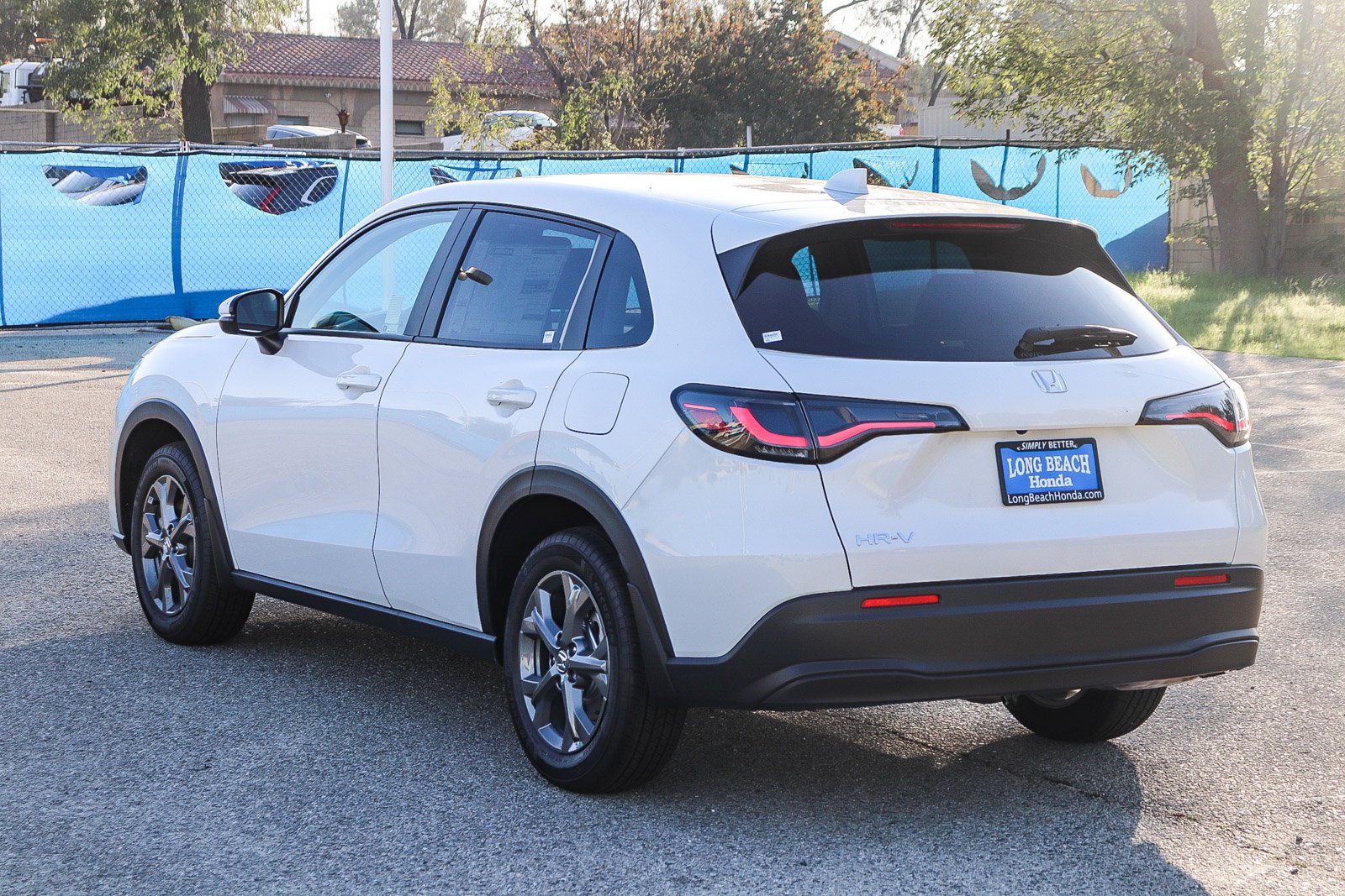 New 2027 Platinum White Pearl Honda LX image 6