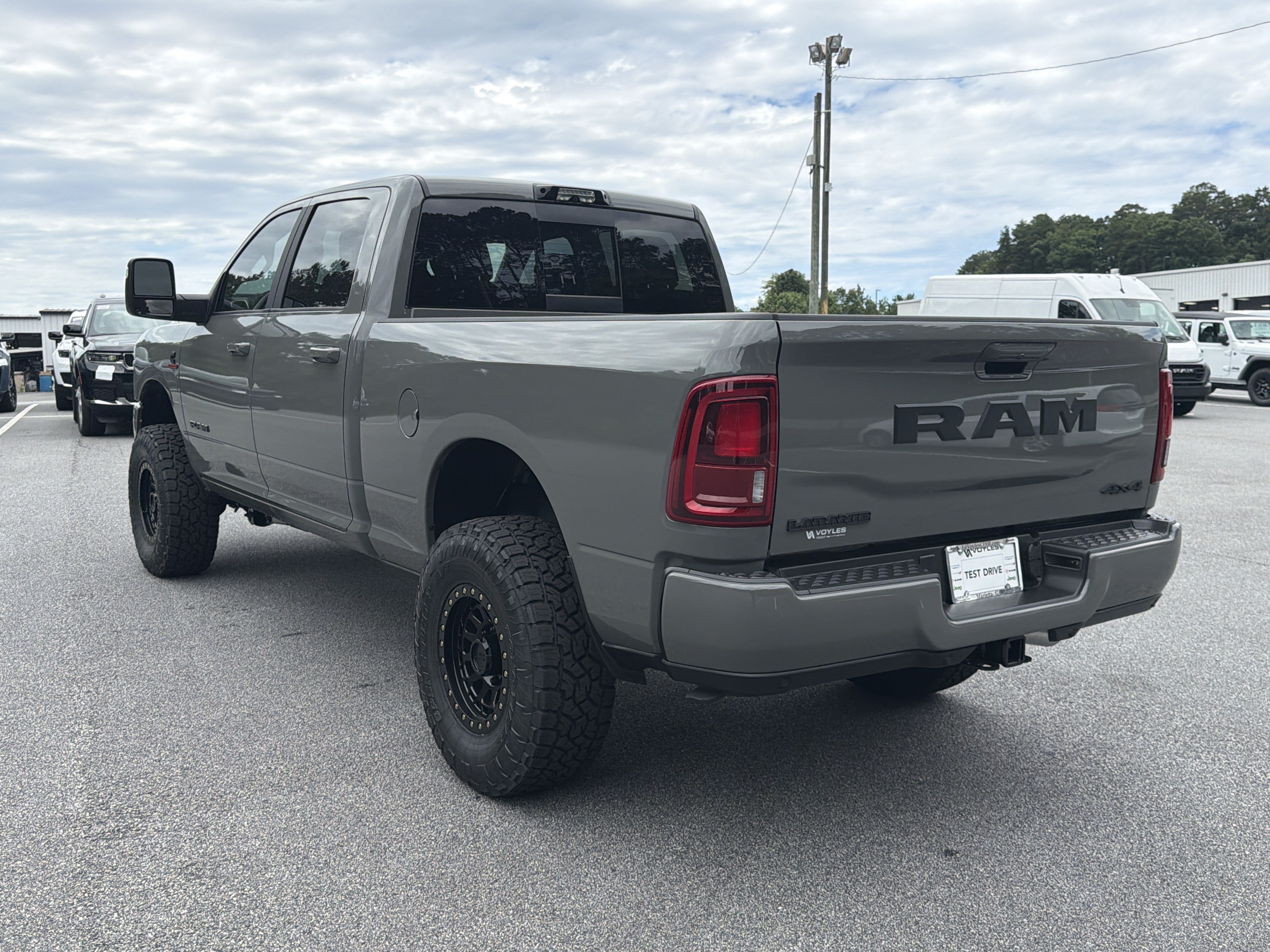 New 2026 Ceramic Gray Clear-Coat Exterior Paint RAM Laramie image 6