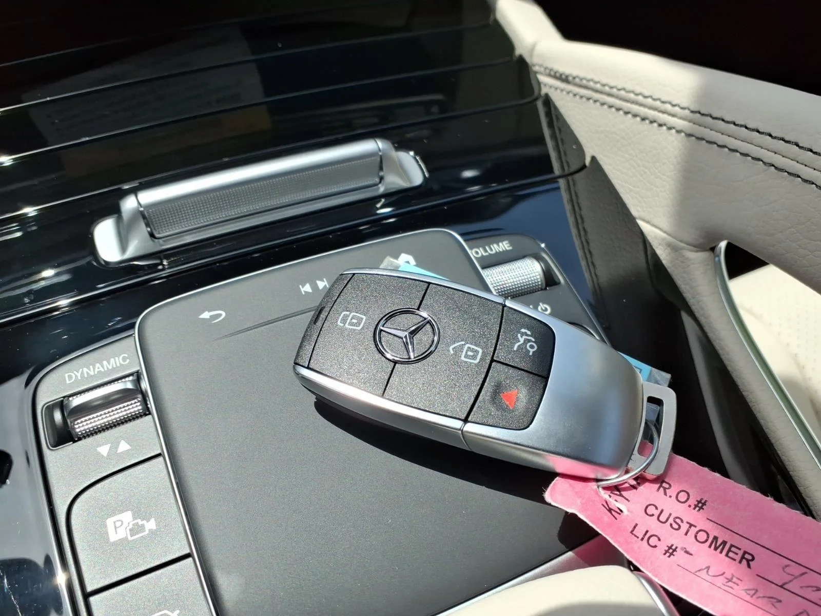 New 2026 Selenite Grey Metallic Mercedes-Benz GLE 350 image 35