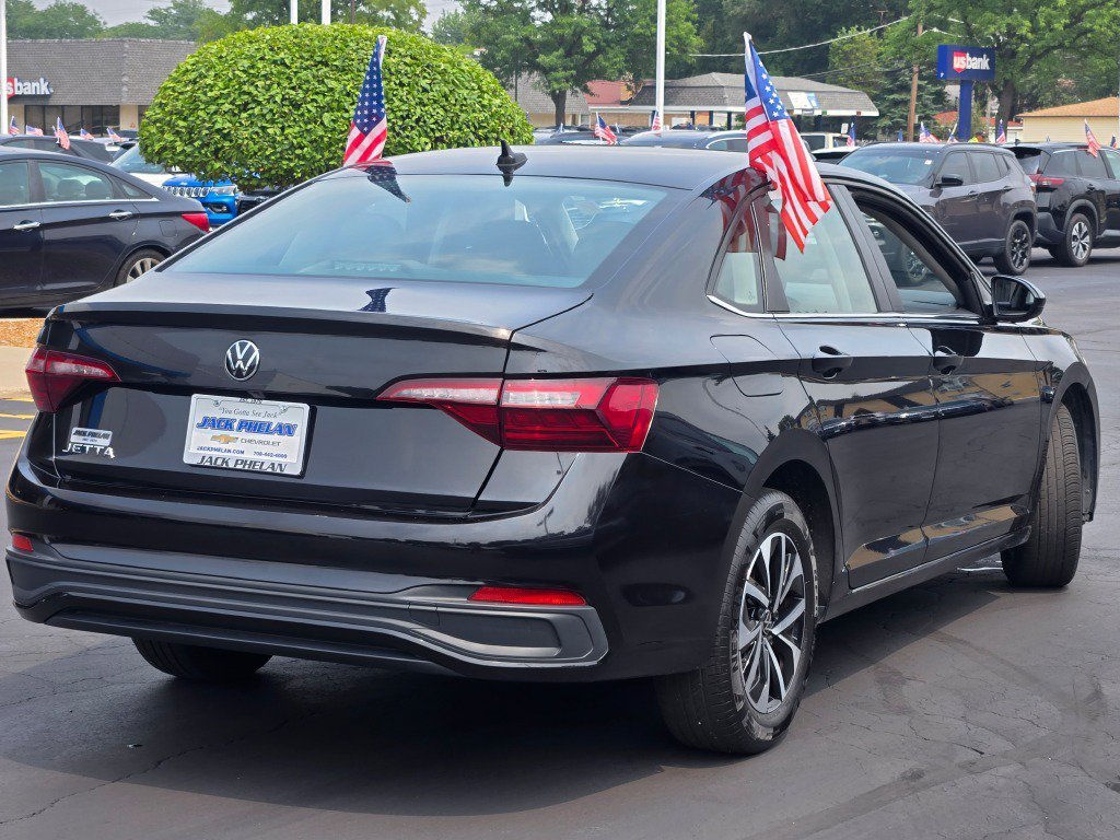 2024 Volkswagen Jetta S - Photo 11
