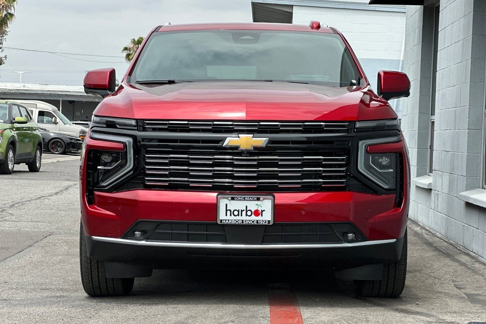 2025 Chevrolet Suburban High Country - Photo 9