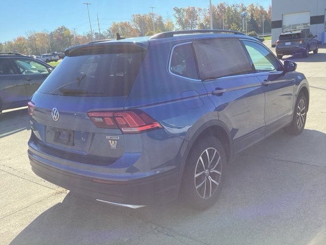 Certified Used 2019 Silk Blue Metallic Volkswagen 2.0T SE image 11
