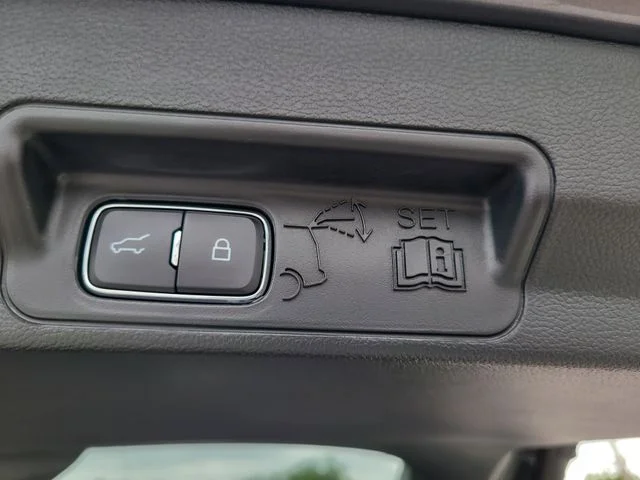 Used 2024 Gray Ford Limited image 11