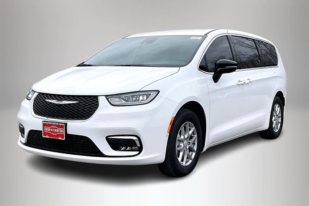 New 2026 Chrysler Pacifica Select 4D Passenger Van