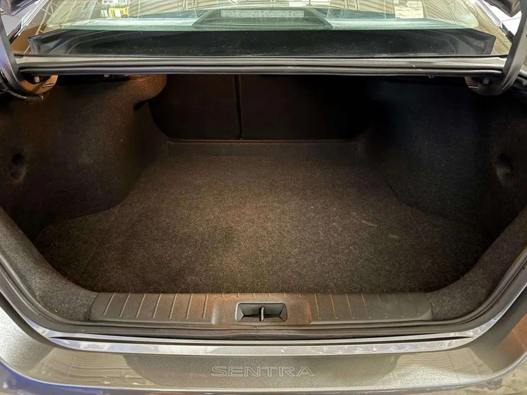 Certified Used 2023 Gun Metallic Nissan SR image 27