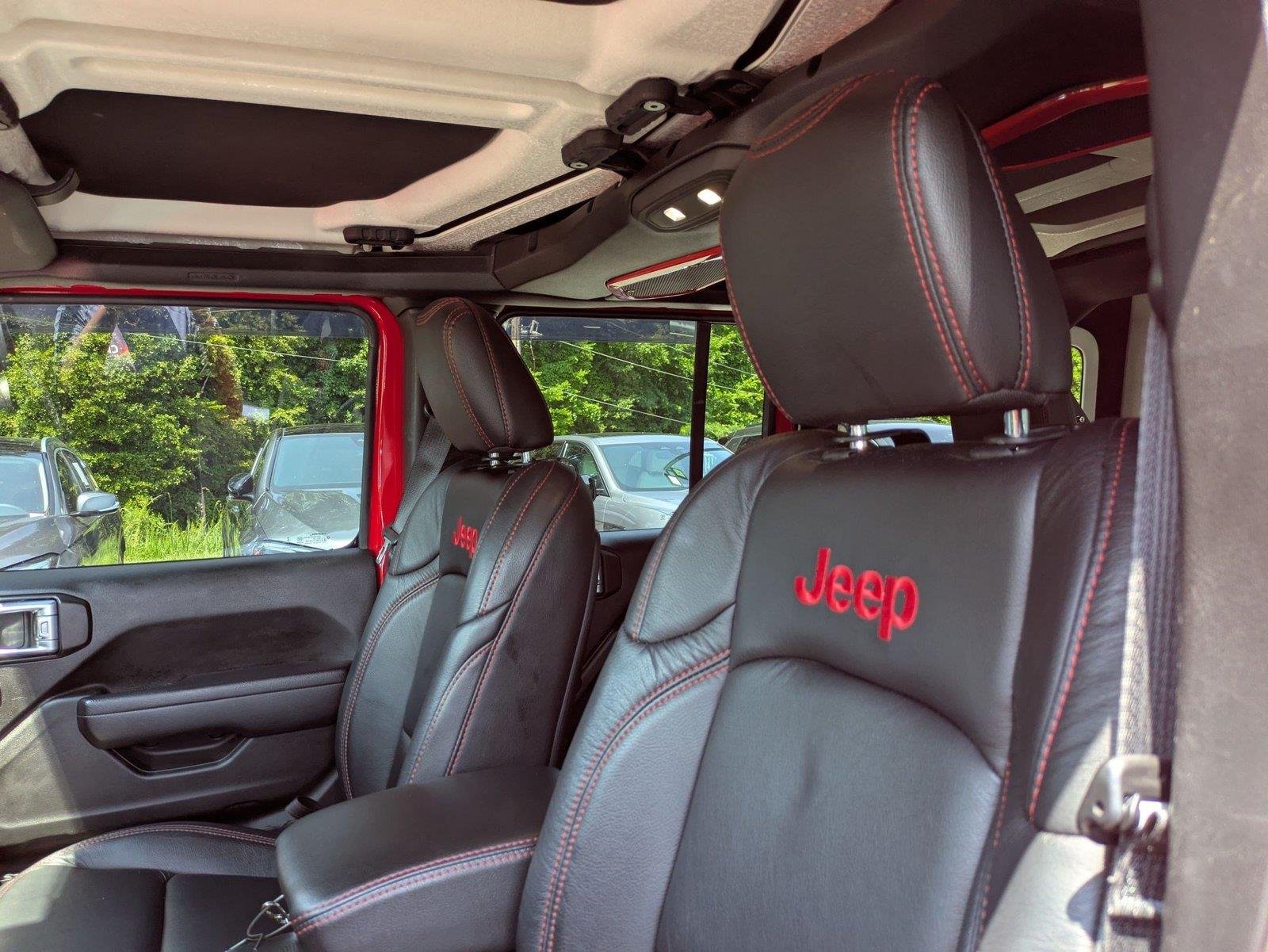 Used 2024 Firecracker Red Clearcoat Jeep Rubicon image 13