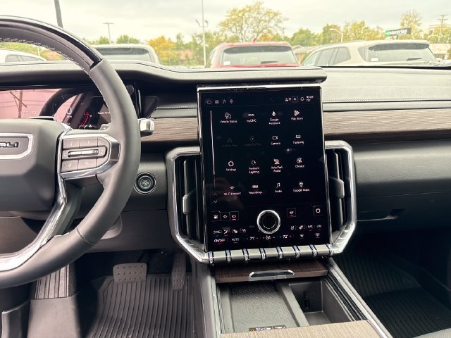 2027 GMC Acadia Denali - Photo 20