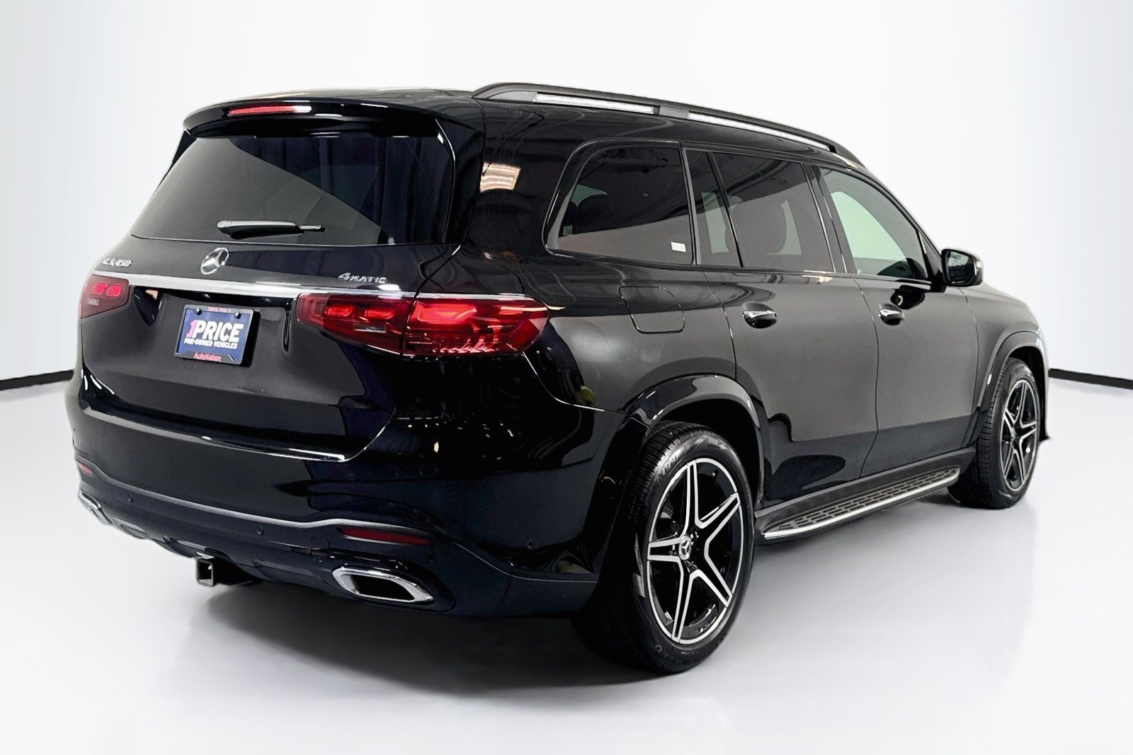 Certified Used 2024 Obsidian Black Metallic Mercedes-Benz GLS 450 image 5