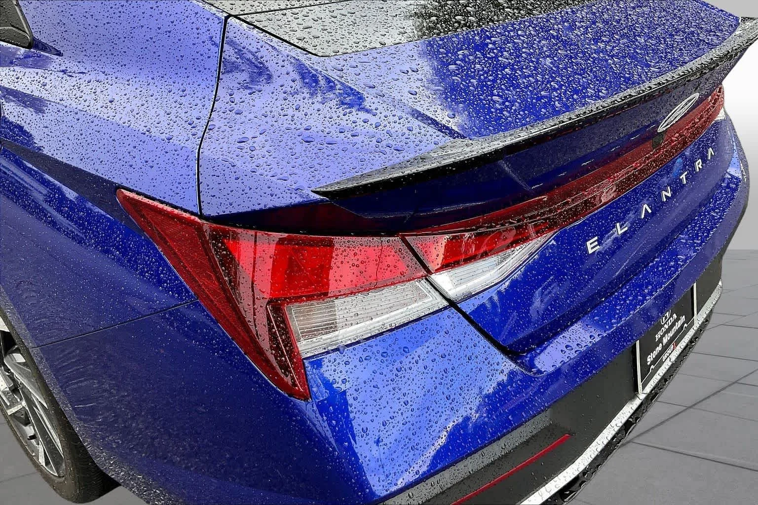 Used 2025 Intense Blue Hyundai SEL Sport image 28