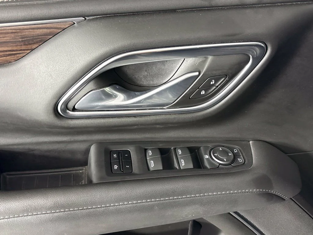 Used 2023 STERLING GRAY METALLIC Chevrolet LT image 34