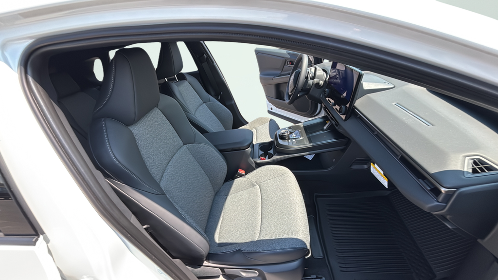 New 2026 Wind Chill Pearl Toyota XLE image 40