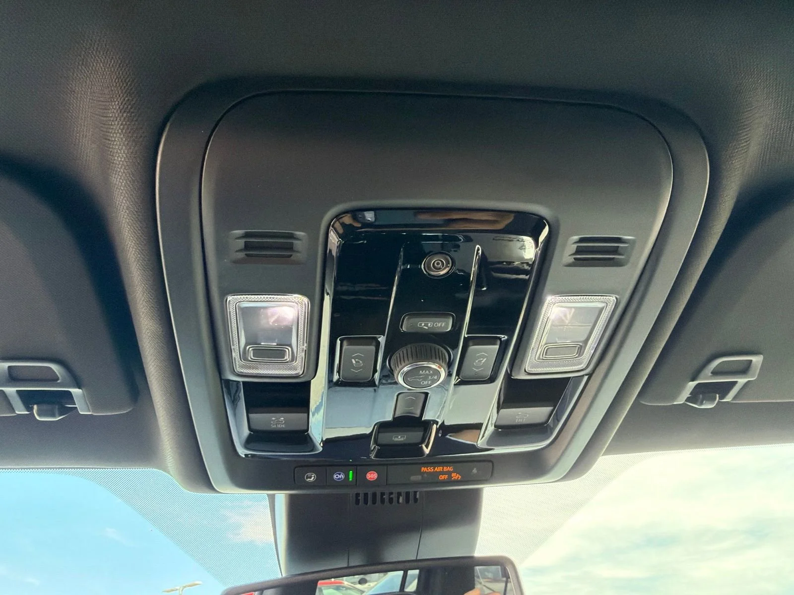 2026 GMC Yukon XL Denali - Photo 17