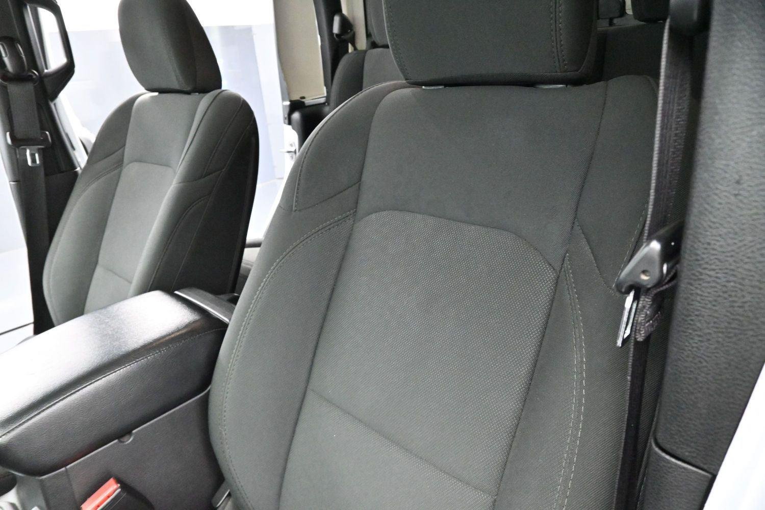 Used 2022 White Jeep Willys image 12