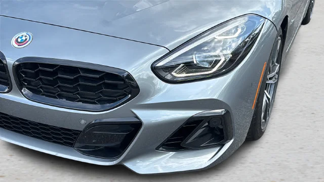 Used 2023 Gray BMW sDrive M40i image 39