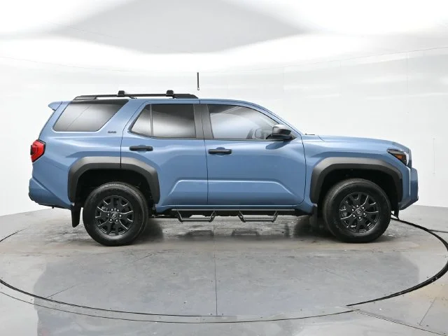 Used 2025 Blue Toyota SR5 image 8