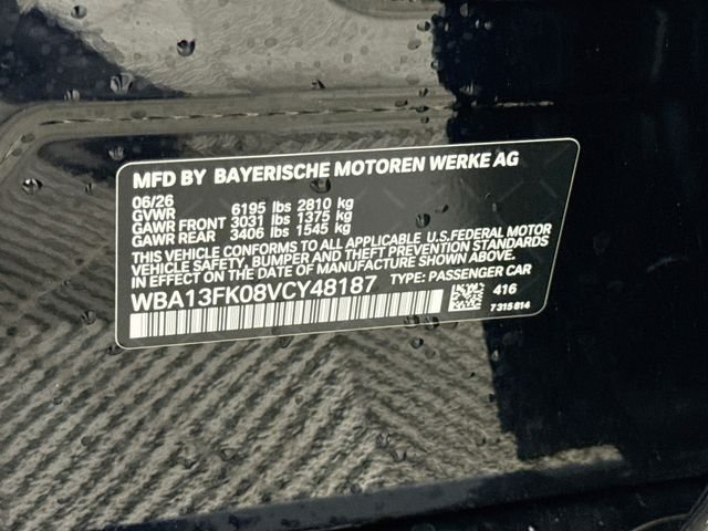 New 2027 Carbon Black Metallic BMW 550e xDrive image 33