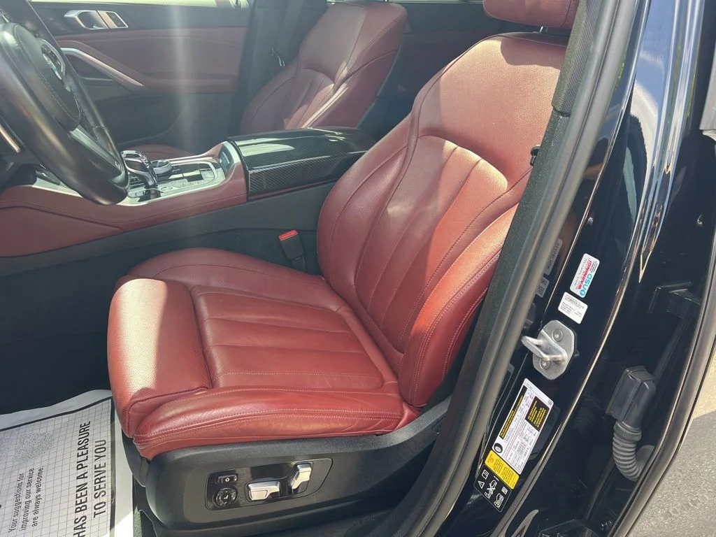 Used 2020 Black BMW M50i image 59