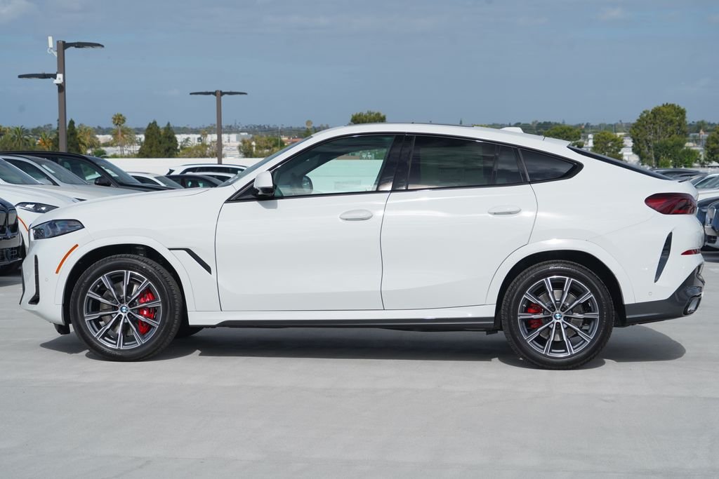 New 2027 Alpine White BMW xDrive40i image 4
