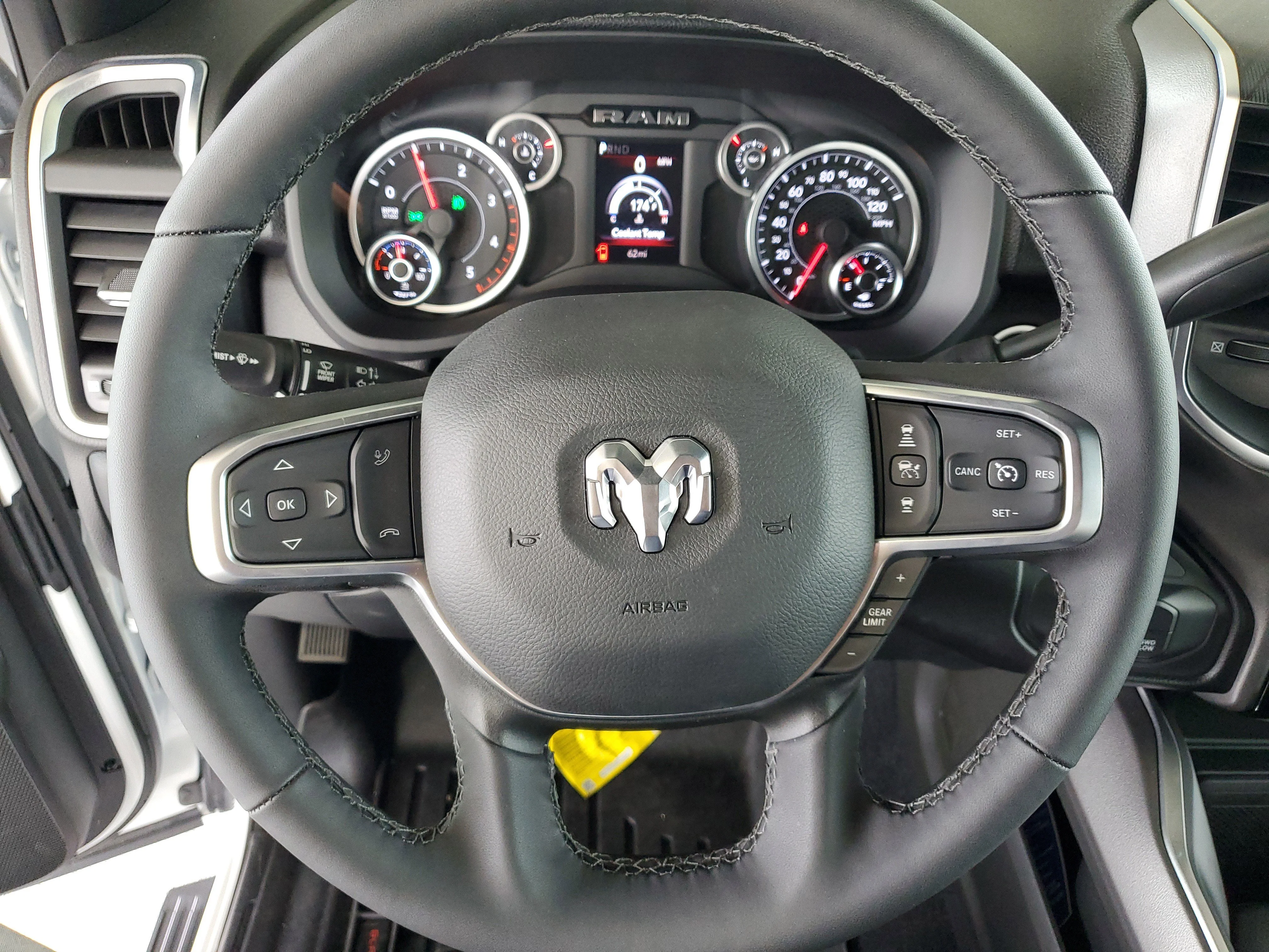 New 2025 Bright White Clearcoat RAM Big Horn image 20