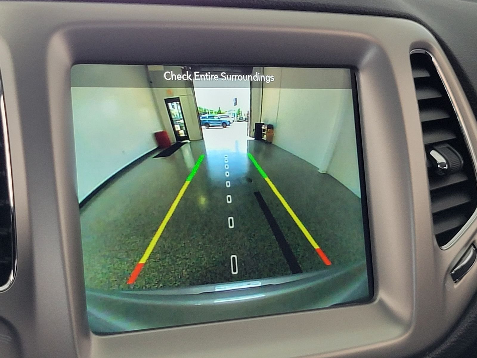 Used 2019 Silver Jeep Limited image 20