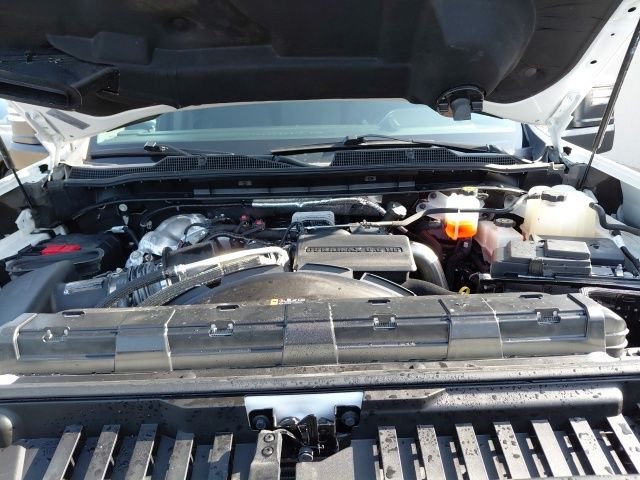 Used 2024 White Chevrolet LT image 38