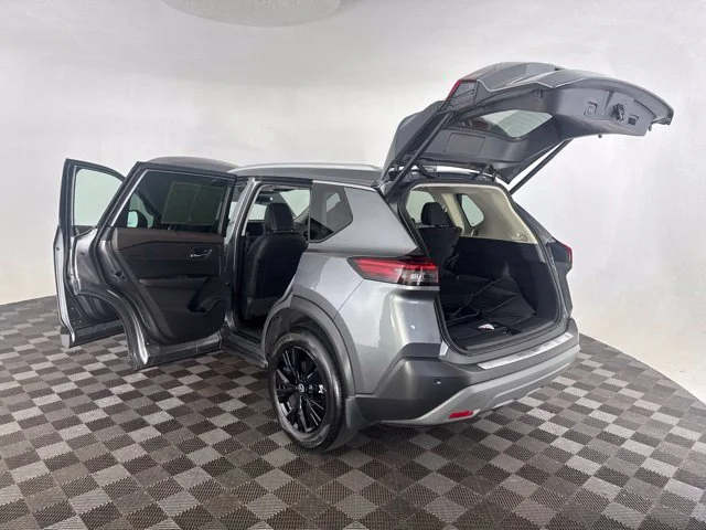 Used 2023 Gray Nissan SV image 21