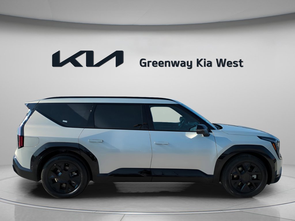 New 2026 Ivory Silver Kia Land AWD image 9