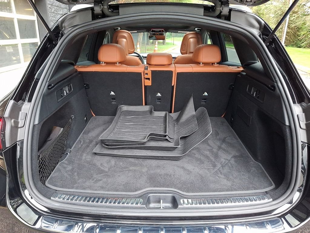 Used 2023 Black Mercedes-Benz GLC 300 image 28