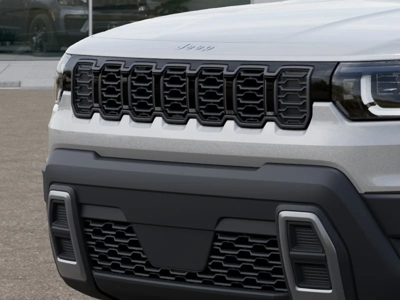 New 2026 Silver Zynith Clear-Coat Exterior Paint Jeep Laredo image 11