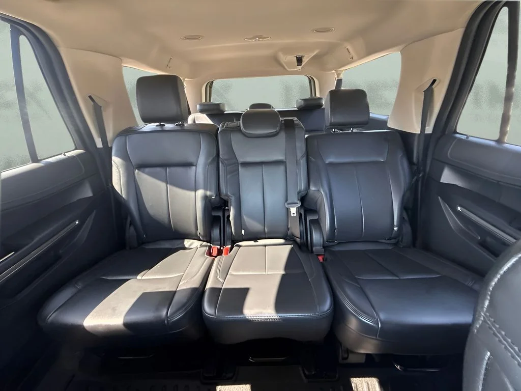 Used 2024 Black Ford XLT image 10