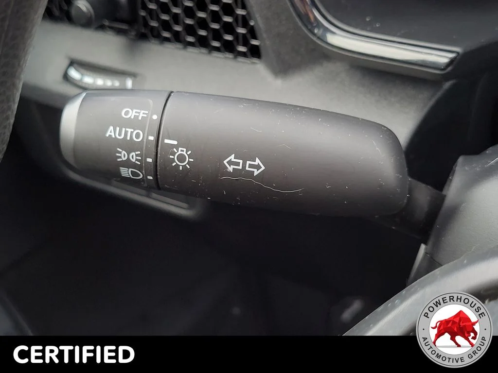 Used 2023  Honda EX image 29