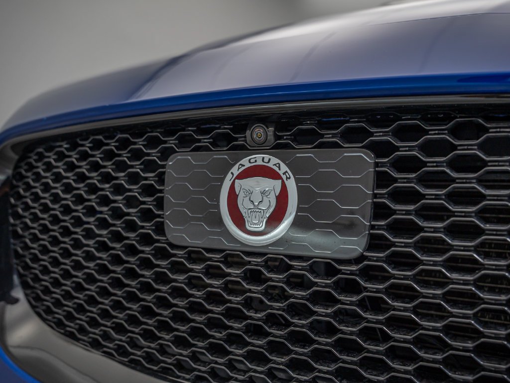 Used 2019 Caesium Blue Metallic Jaguar 30t R-Sport image 12