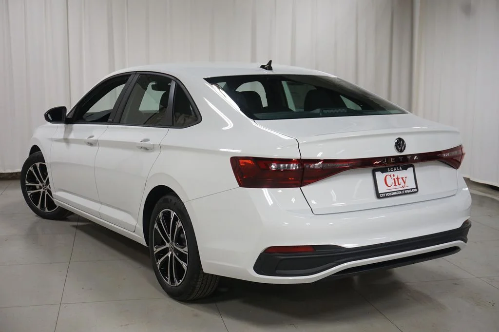 New 2026 White Volkswagen 1.5T Sport image 7